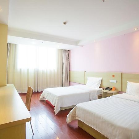 7Days Inn Guangzhou New Tianhe Park Экстерьер фото