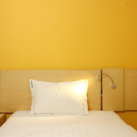7Days Inn Guangzhou New Tianhe Park Экстерьер фото