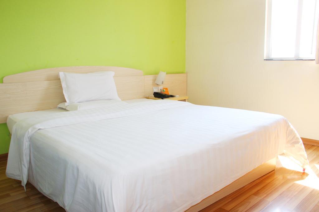7Days Inn Guangzhou New Tianhe Park Экстерьер фото