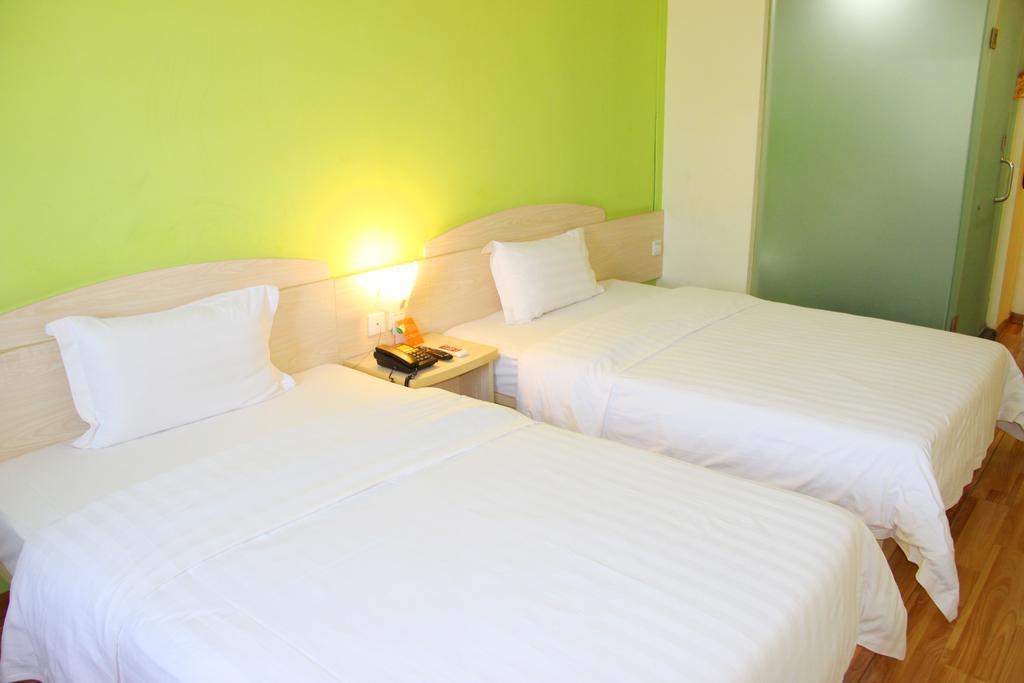 7Days Inn Guangzhou New Tianhe Park Номер фото