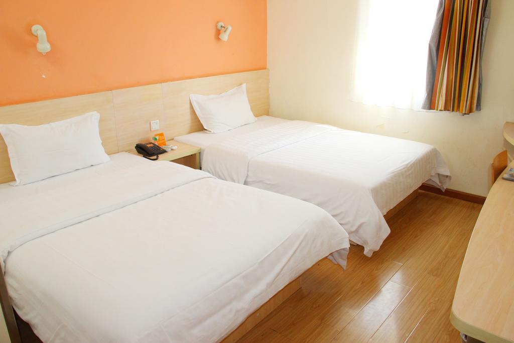 7Days Inn Guangzhou New Tianhe Park Экстерьер фото